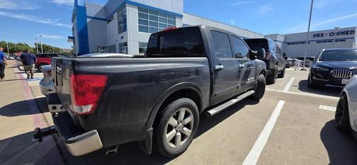 2009 Nissan Titan LE Crew Cab