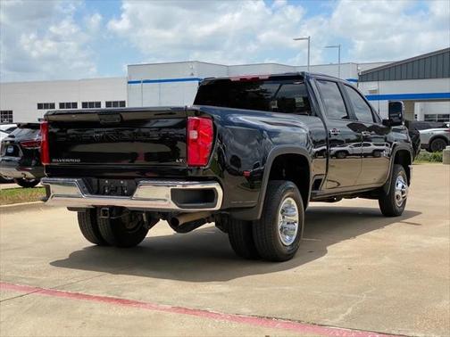 2025 Chevrolet Silverado 3500 LT