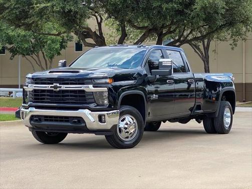 2025 Chevrolet Silverado 3500 LT