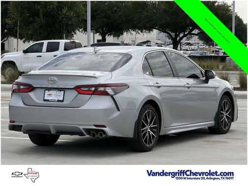 Celestial Silver Metallic 2024 Toyota Camry SE