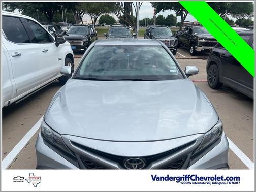 Silver 2024 Toyota Camry SE