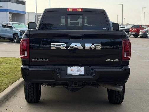 2025 RAM 2500 Laramie Crew Cab 4x4 6'4' Box