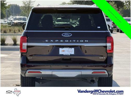 Jewel Red Metallic Tinted Clearcoat 2024 Ford Expedition Max XLT