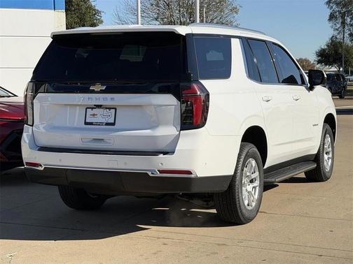 2026 Chevrolet Tahoe LS
