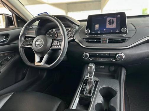 2021 Nissan Altima SR FWD