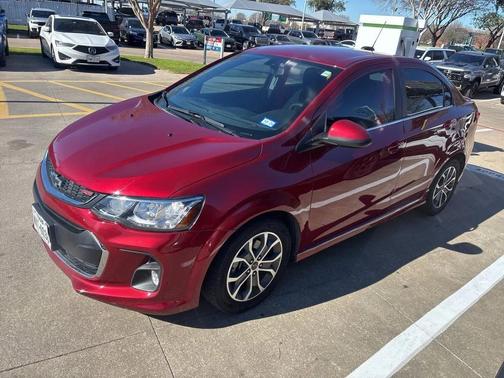 2020 Chevrolet Sonic FWD Sedan LT