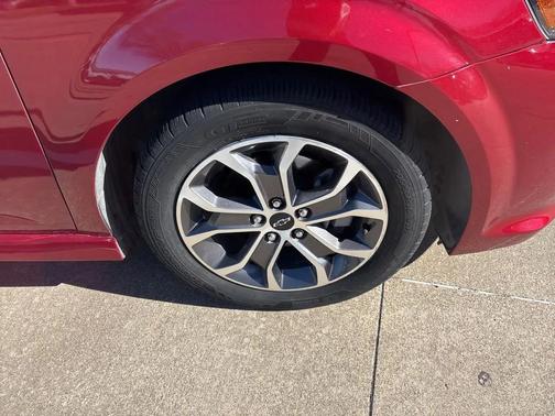 2020 Chevrolet Sonic FWD Sedan LT