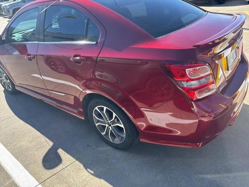 2020 Chevrolet Sonic FWD Sedan LT