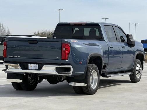 2026 Chevrolet Silverado 3500 LT