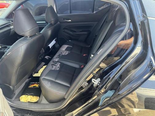 2023 Nissan Altima SR VC-Turbo FWD