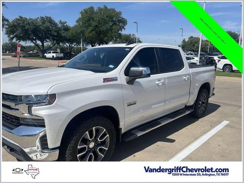 Iridescent Pearl Tricoat 2021 Chevrolet Silverado 1500 LT