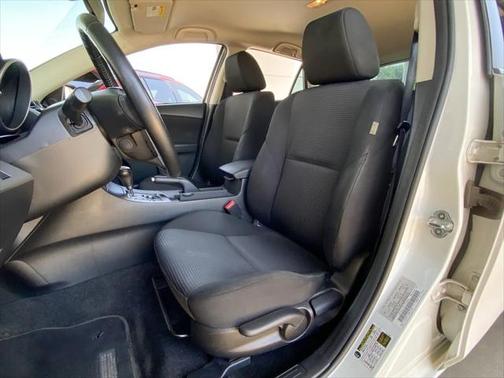 2013 Mazda Mazda3 i Touring