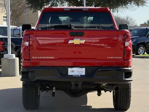 2026 Chevrolet Silverado 2500 Custom