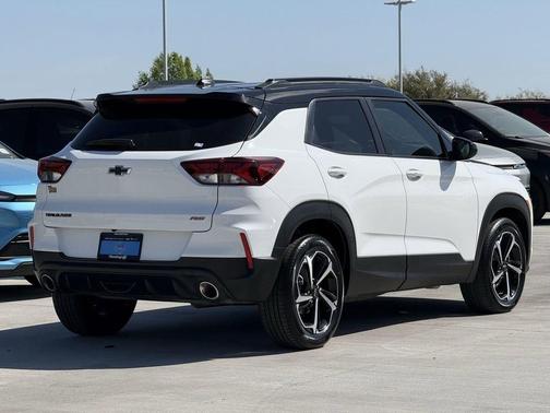 Summit White 2023 Chevrolet Trailblazer RS
