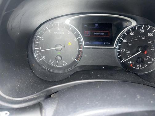 2017 Nissan Pathfinder SV