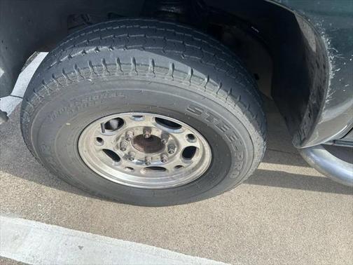 2002 Chevrolet Silverado 2500 LT H/D Crew Cab