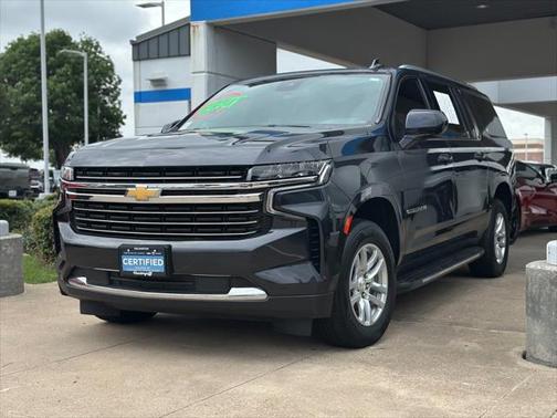 2023 Chevrolet Suburban LT