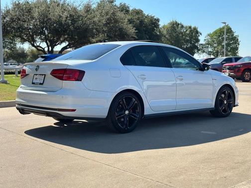 2017 Volkswagen Jetta GLI