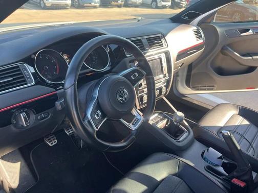 2017 Volkswagen Jetta GLI
