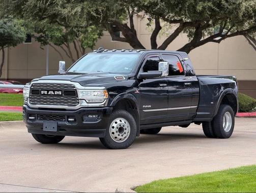 2019 RAM 3500 Limited Mega Cab 4x4 6'4' Box