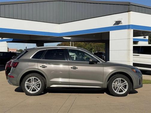 2023 Audi Q5 e 55 S line Premium Plus