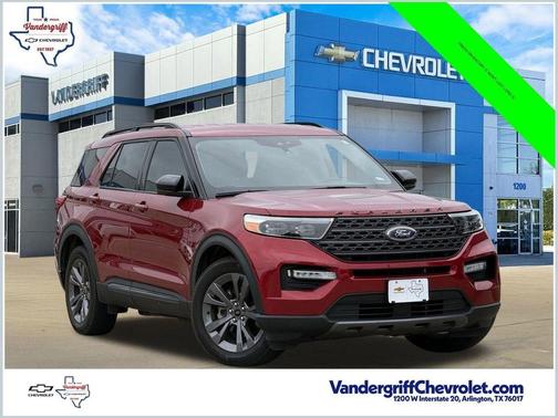 Rapid Red Metallic Tinted Clearcoat 2023 Ford Explorer XLT