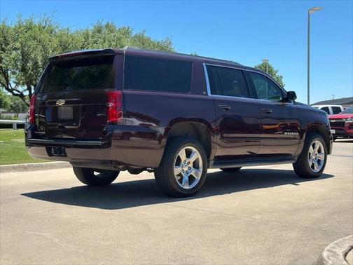 2017 Chevrolet Suburban LT