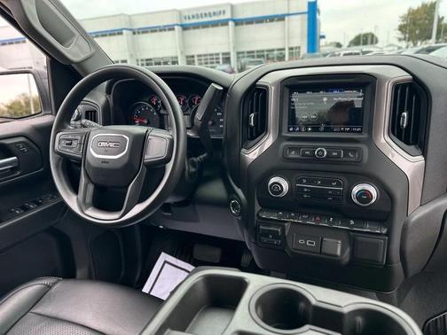2023 GMC Sierra 1500 Pro