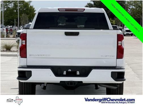 Summit White 2026 Chevrolet Silverado 1500 Custom