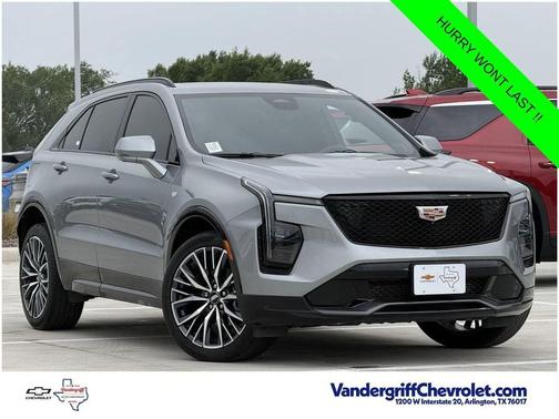 Argent Silver Metallic 2024 Cadillac XT4 Sport