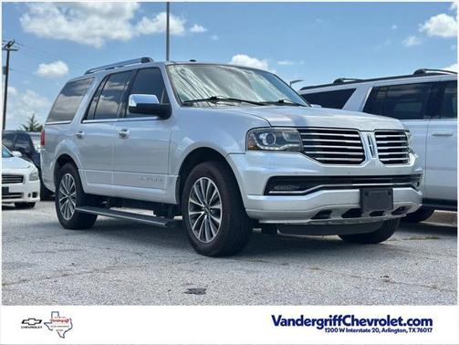 2015 Lincoln Navigator Base