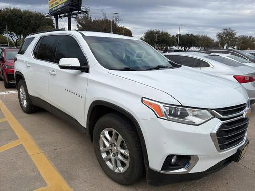 2020 Chevrolet Traverse LT Cloth