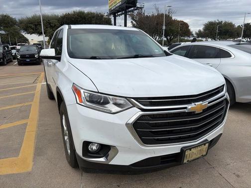 2020 Chevrolet Traverse LT Cloth