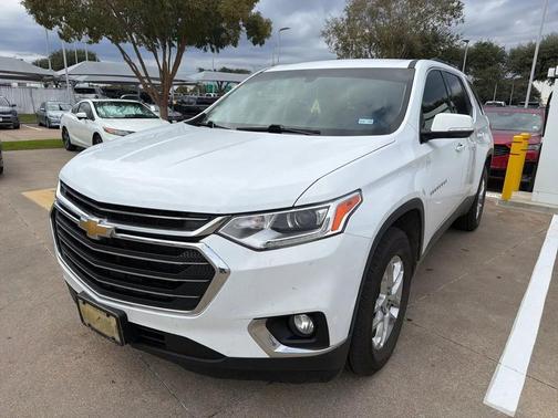 2020 Chevrolet Traverse LT Cloth