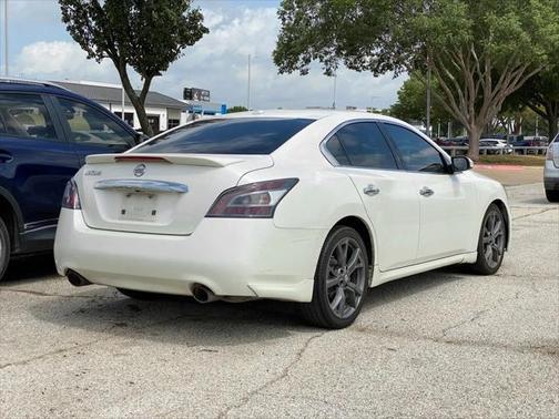 2014 Nissan Maxima SV