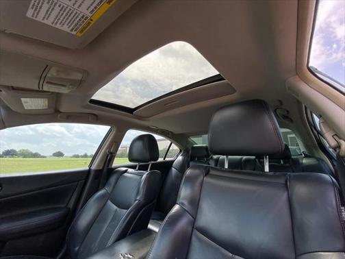 2014 Nissan Maxima SV