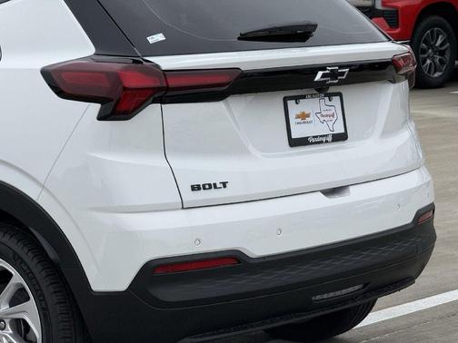 Summit White 2027 Chevrolet Bolt LT FWD