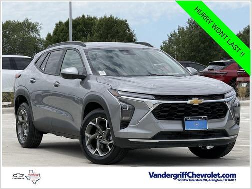 Sterling Gray Metallic 2025 Chevrolet Trax LT