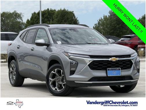 Sterling Gray Metallic 2025 Chevrolet Trax LT