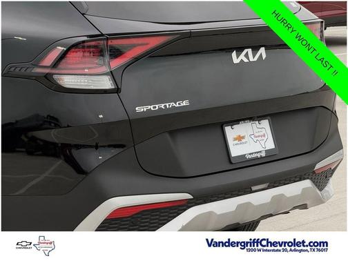 Ebony Black 2025 Kia Sportage EX