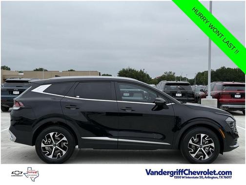 Ebony Black 2025 Kia Sportage EX