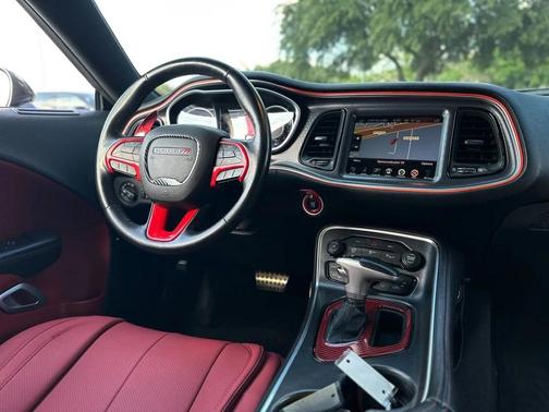 2015 Dodge Challenger SXT Plus