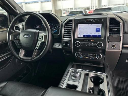 2021 Ford Expedition Max XLT
