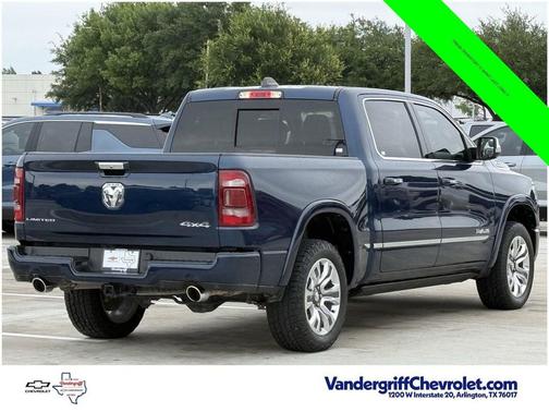 Patriot Blue Pearlcoat 2022 RAM 1500 Limited