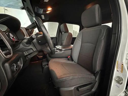 2024 RAM 3500 Tradesman Crew Cab 4x4 8' Box