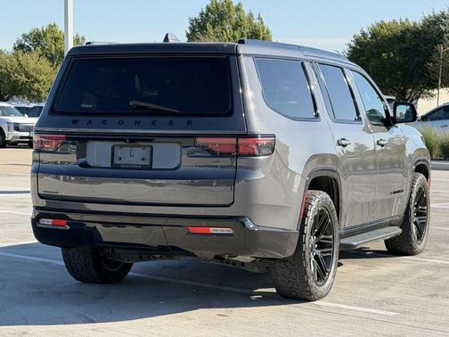 Baltic Gray Metallic Clearcoat 2023 Jeep Wagoneer Series II Carbide 4x4