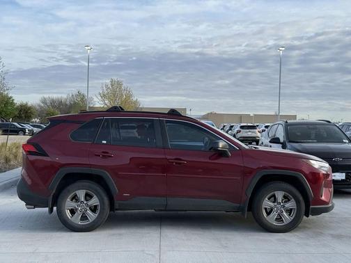 2023 Toyota RAV4 Hybrid LE