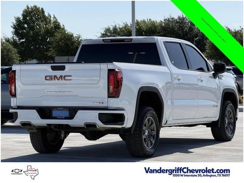 Summit White 2025 GMC Sierra 1500 AT4