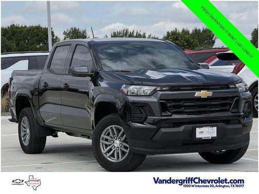 Black 2026 Chevrolet Colorado LT