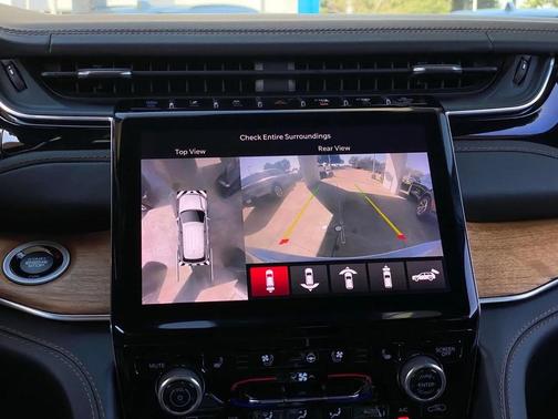 2022 Jeep Grand Cherokee 4xe Summit Reserve